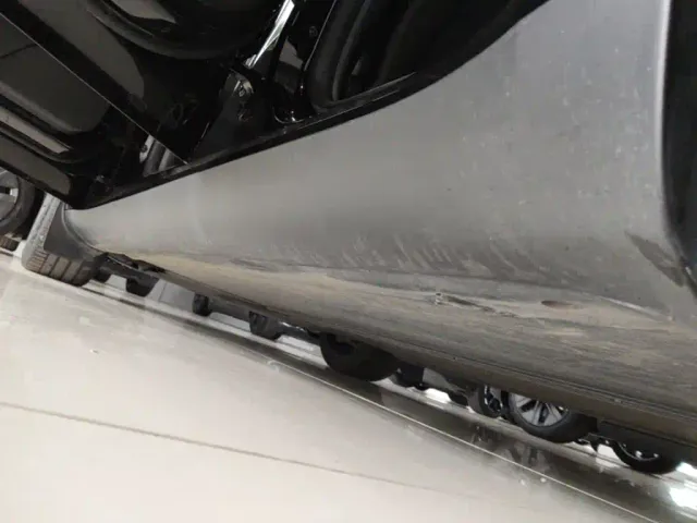 Tesla Model Y — Фото автомобиля 21