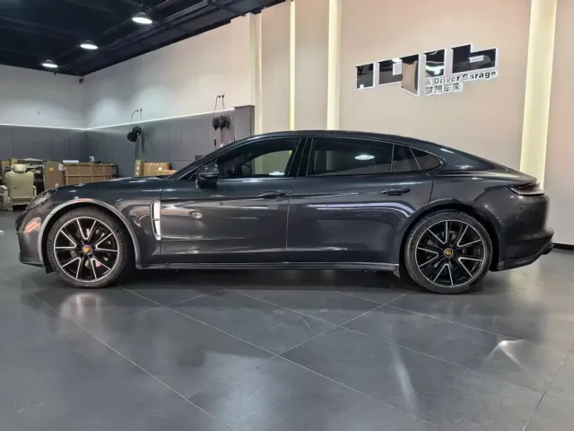 Porsche Panamera — Фото автомобиля 4