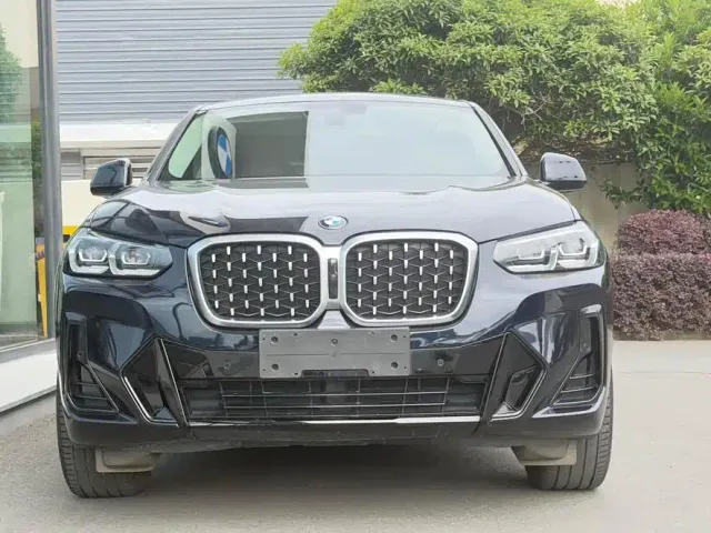BMW X4 — Фото автомобиля 9