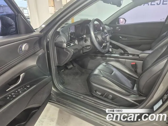 Hyundai Avante — Фото автомобиля 10