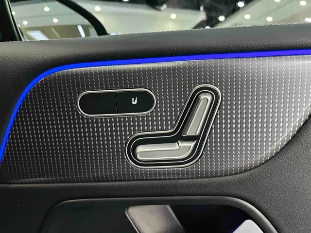 Mercedes-Benz EQB — Фото автомобиля 28