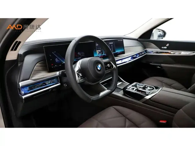 BMW 7 Series — Фото автомобиля 6