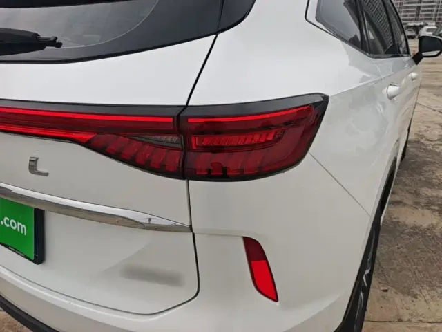 Haval H6 — Фото автомобиля 7