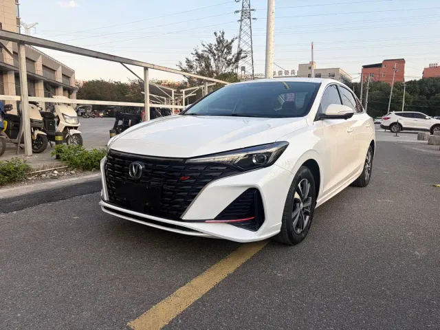 Фотография автомобиля — Changan Eado