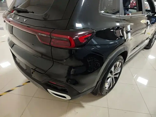 Chery Tiggo 8 — Фото автомобиля 7