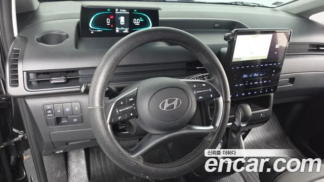 Hyundai Staria Staria — Фото автомобиля 6