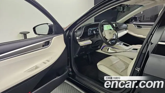 Hyundai Grandeur Новый Grandeur IG — Фото автомобиля 10