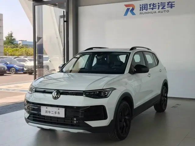 Фотография автомобиля — Volkswagen Tharu