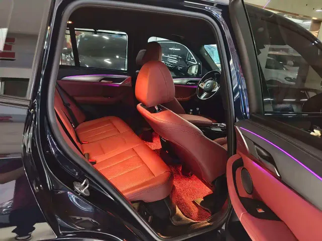 BMW BMW iX3 2023 Pioneer Type — Фото автомобиля 12