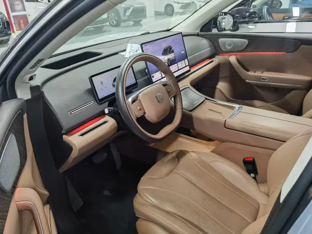 Leapmotor C11 — Фото автомобиля 3