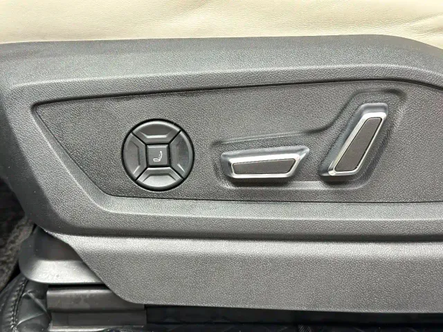 Audi Q6 — Фото автомобиля 30
