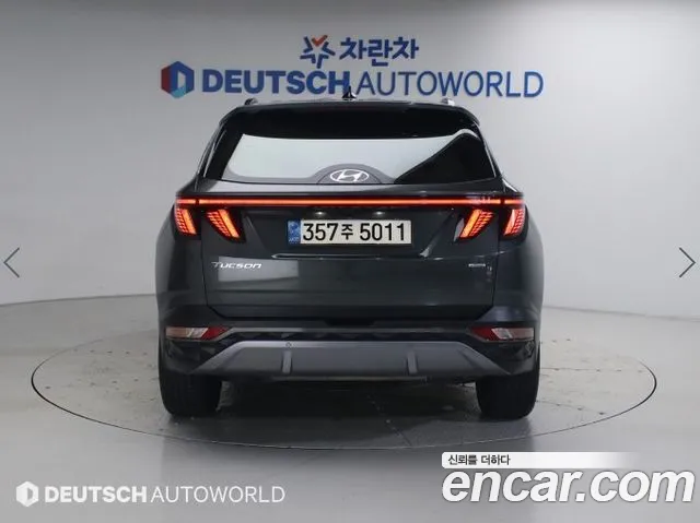 Hyundai Tucson Tucson (NX4) Бензин 1.6 Turbo 4WD — Фото автомобиля 2