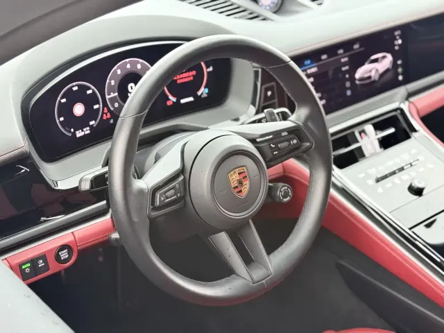 Porsche Panamera — Фото автомобиля 15