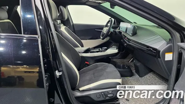 Kia EV6 — Фото автомобиля 11