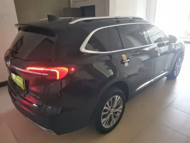 Buick Envision Plus — Фото автомобиля 6