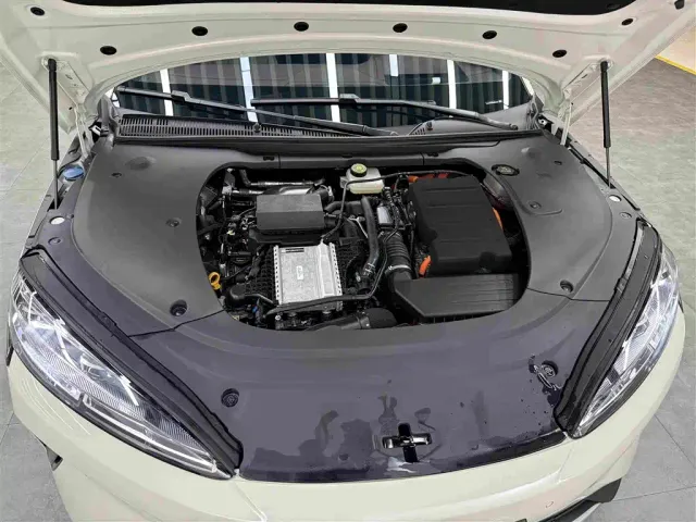 BYD Seal 07 DM-i — Фото автомобиля 8
