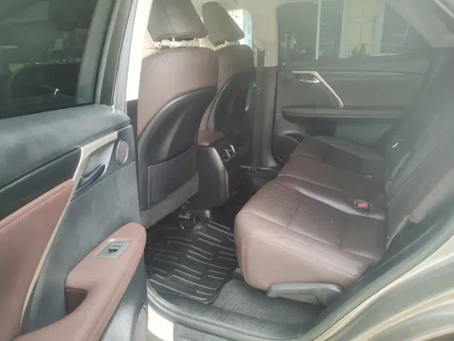 Lexus RX — Фото автомобиля 8
