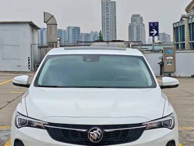 Buick Verano — Фото автомобиля 2