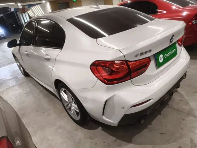 BMW 1 Series — Фото автомобиля 4