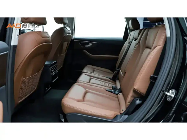 Audi Q7 — Фото автомобиля 7