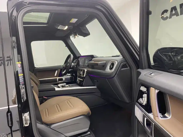 Mercedes-Benz G-Class — Фото автомобиля 18