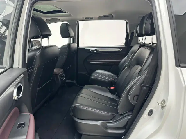 GAC Trumpchi M6 — Фото автомобиля 14