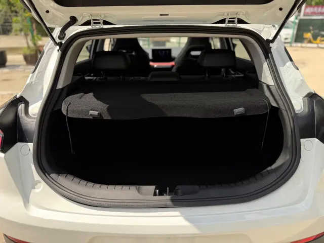Geely Emgrand S — Фото автомобиля 20