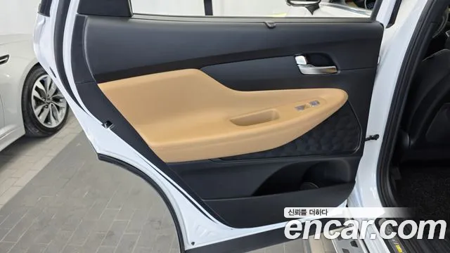 Hyundai Santa Fe Santa Fe (New) — Фото автомобиля 14