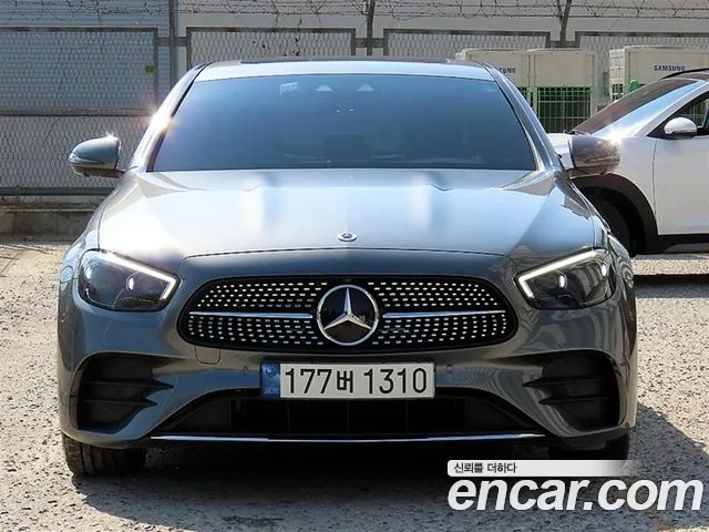 Фотография автомобиля — Mercedes-Benz E-Class W213
