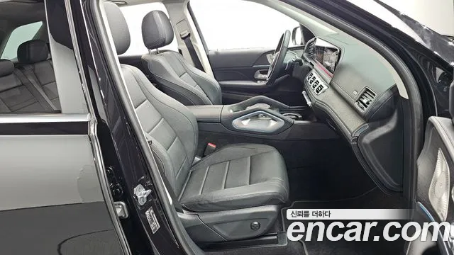 Mercedes-Benz GLE-Class — Фото автомобиля 22