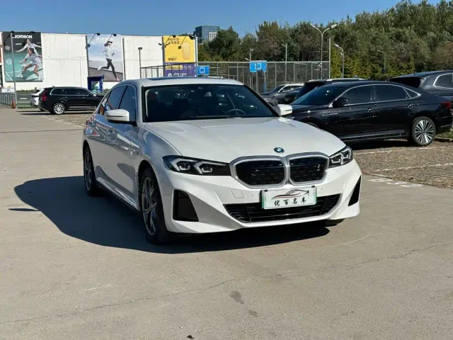 BMW i3 — Фото автомобиля 3