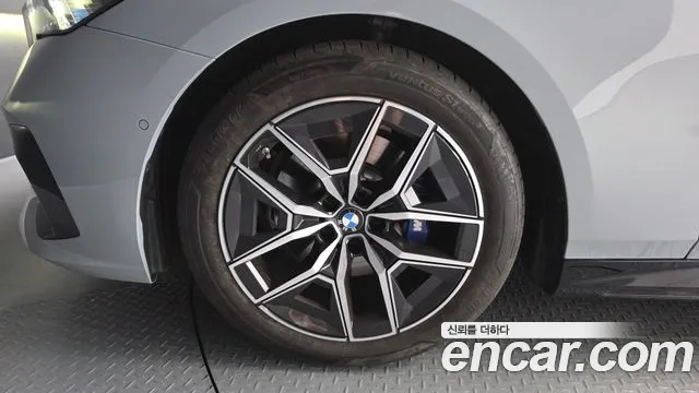 BMW 5-Series 5 серия (G60) 523d M Sport — Фото автомобиля 5