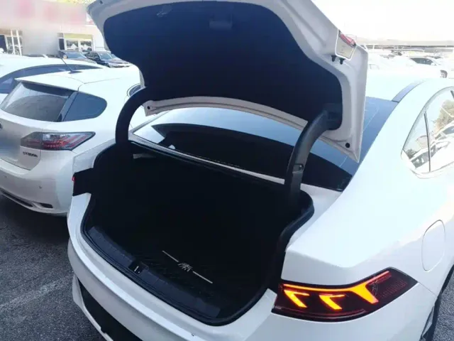 BYD Qin PLUS — Фото автомобиля 18