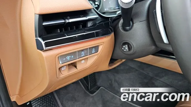Genesis G80 Бензин 2.5 турбо 2WD — Фото автомобиля 26