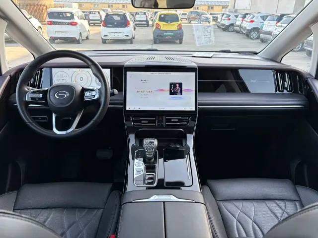 GAC Trumpchi M8 — Фото автомобиля 13