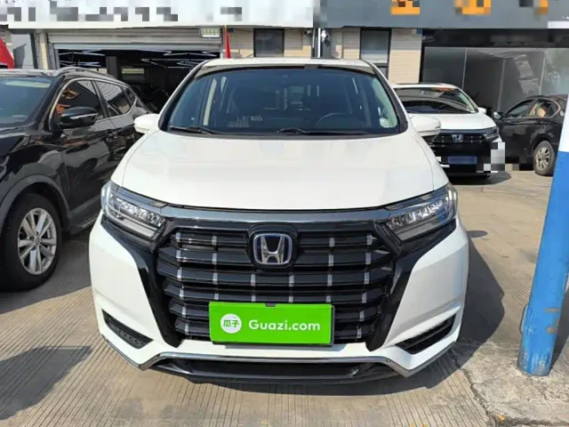 Honda Elysion — Фото автомобиля 2