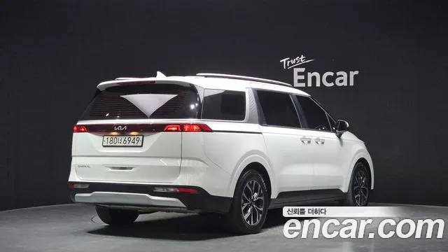 Kia Canival Carnival 4 поколение Дизель 9 мест Prestige — Фото автомобиля 2
