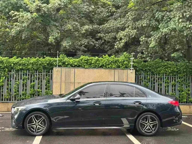 Mercedes-Benz C-Class — Фото автомобиля 2