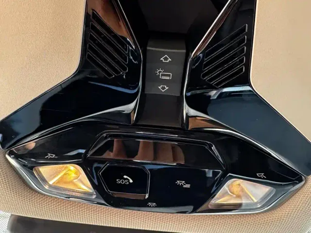 BMW X1 — Фото автомобиля 12