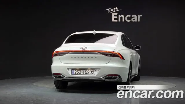 Hyundai Grandeur Новый Grandeur IG — Фото автомобиля 4