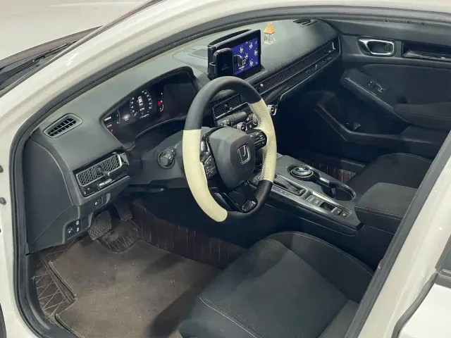 Honda Civic — Фото автомобиля 5