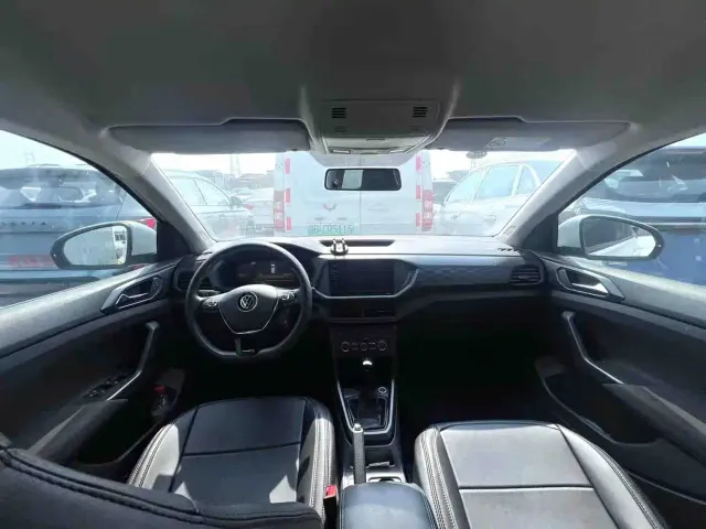 Volkswagen T-Cross — Фото автомобиля 7