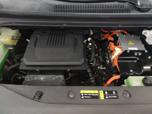 GAC Trumpchi E9 — Фото автомобиля 18