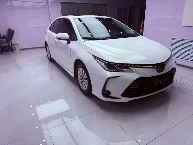 Toyota Corolla — Фото автомобиля 5