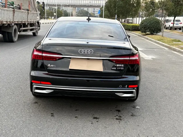 Audi A6L — Фото автомобиля 6