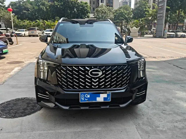 GAC Trumpchi GS8 — Фото автомобиля 2