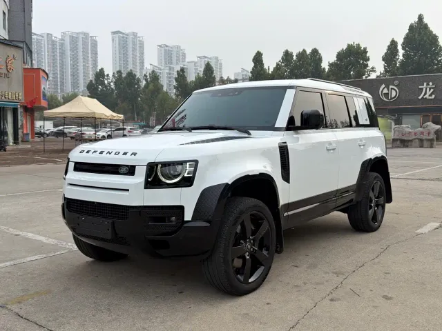 Land Rover Defender — Фото автомобиля 2