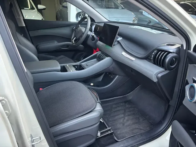 BYD Yuan PLUS — Фото автомобиля 7