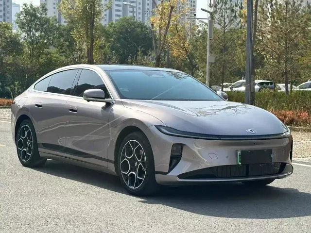 Changan Qiyuan A07 — Фото автомобиля 3