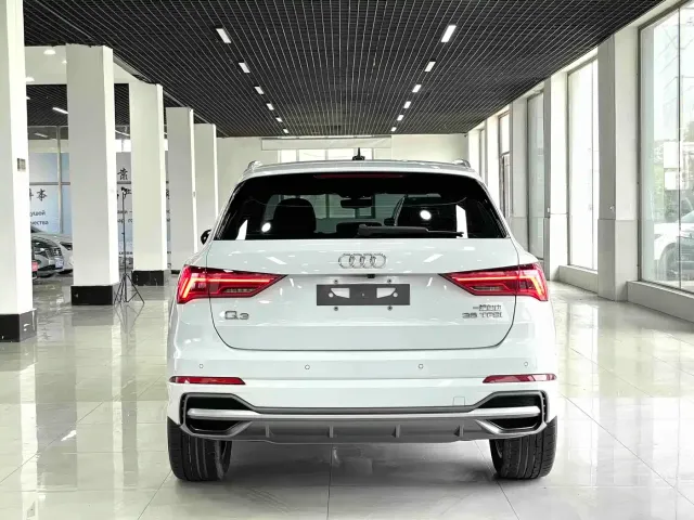 Audi Q3 — Фото автомобиля 5